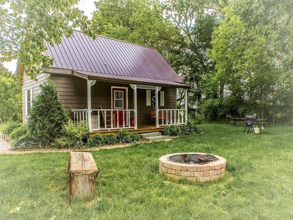 Pleasant Grove Farm Llc Hotel Lyons Exterior photo